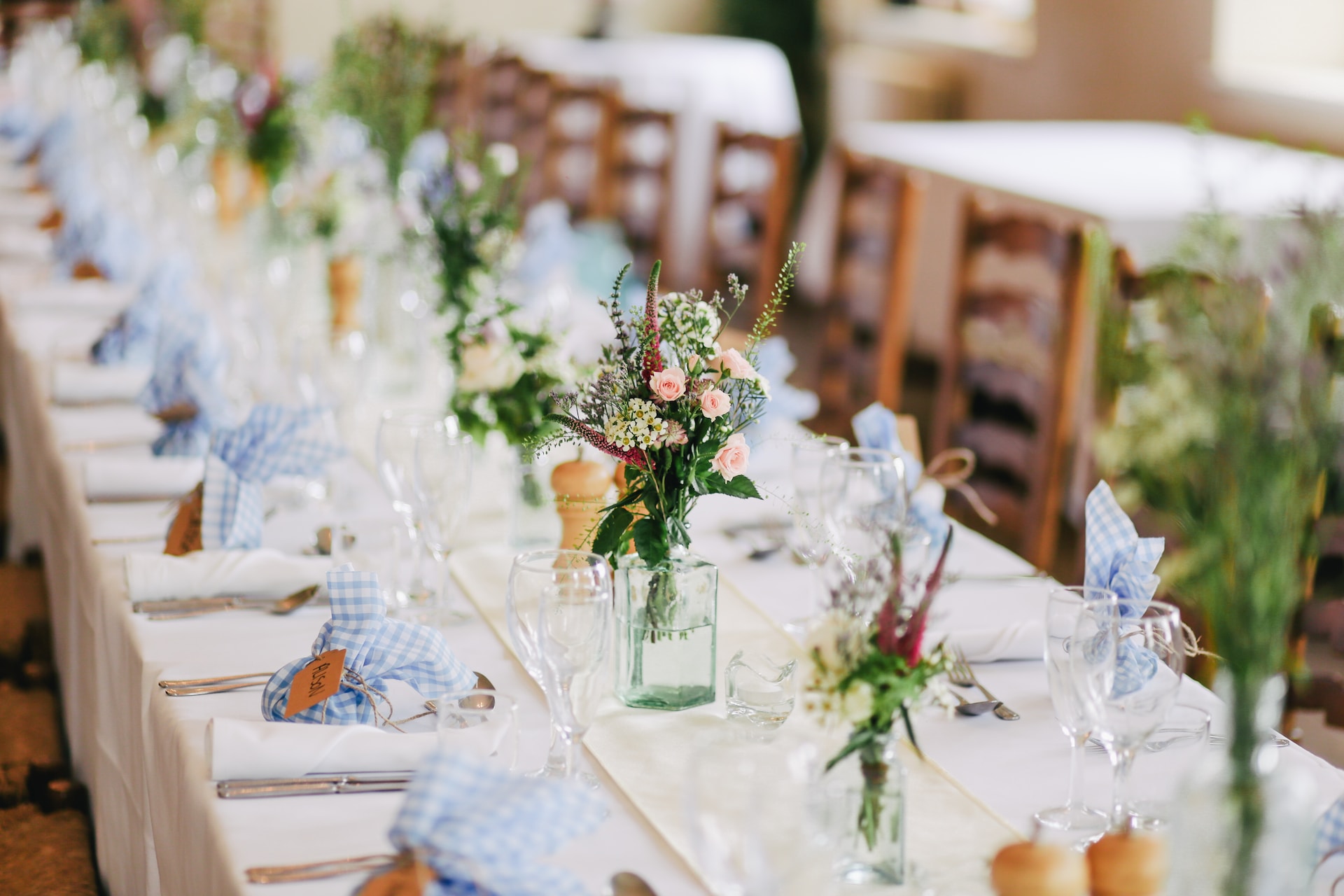 How to plan a destination wedding