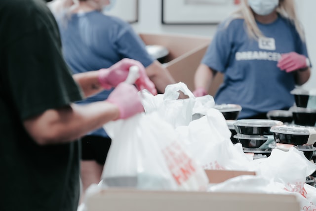 charities for christmas