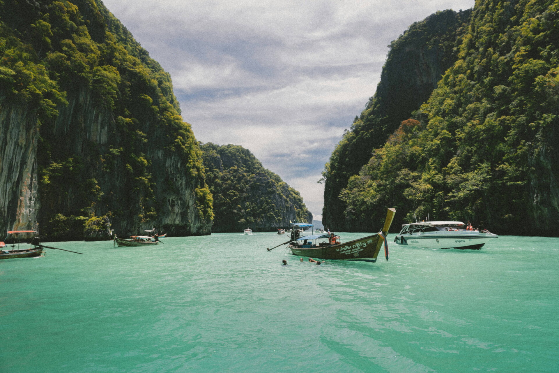 best places for cheap solo travel